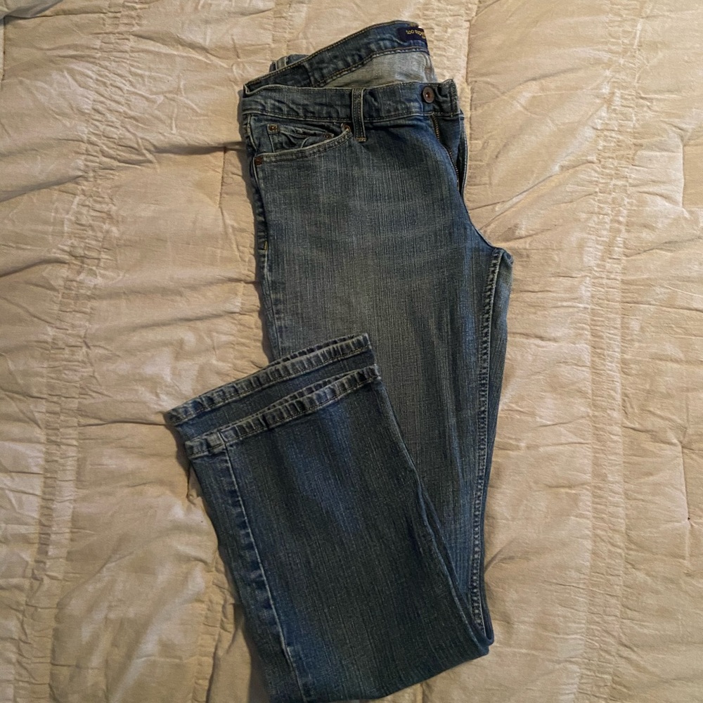 Women’s Levi’s 524 jeans too super low rise